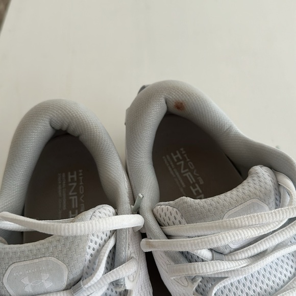 Under Armour men’s Infinite 5 tennis shoes size 11 - Picture 5 of 8